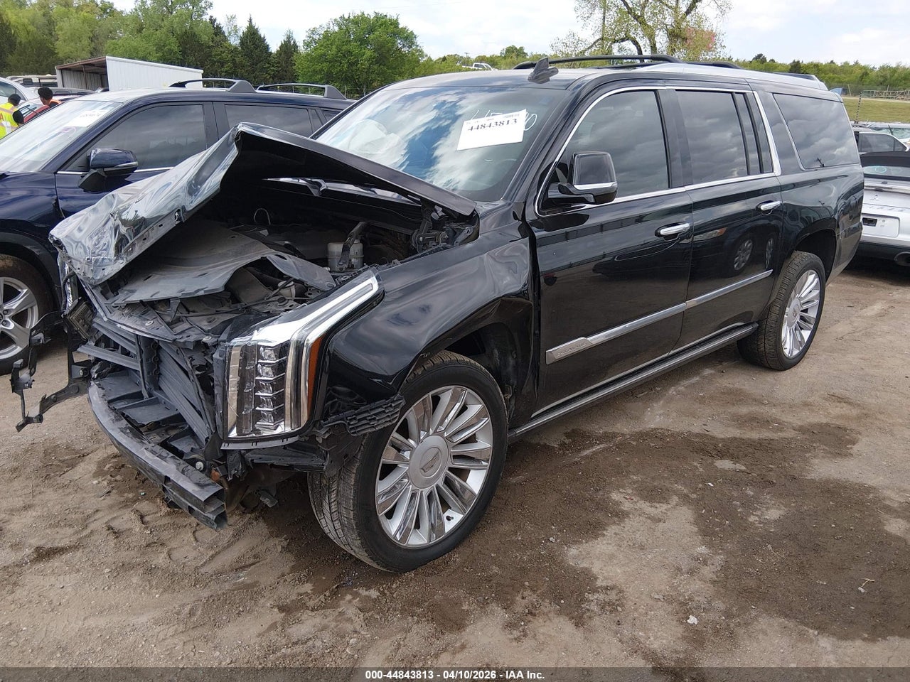 2016 CADILLAC ESCALADE ESV PLATINUM · 2/11