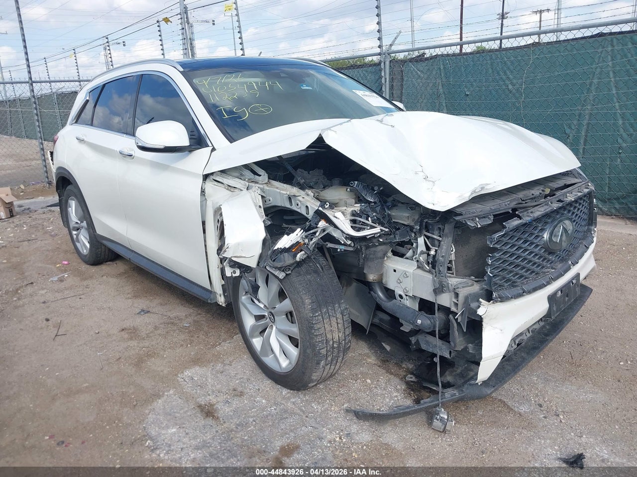 3PCAJ5M14KF****** · 2019 INFINITI QX50 LUXE