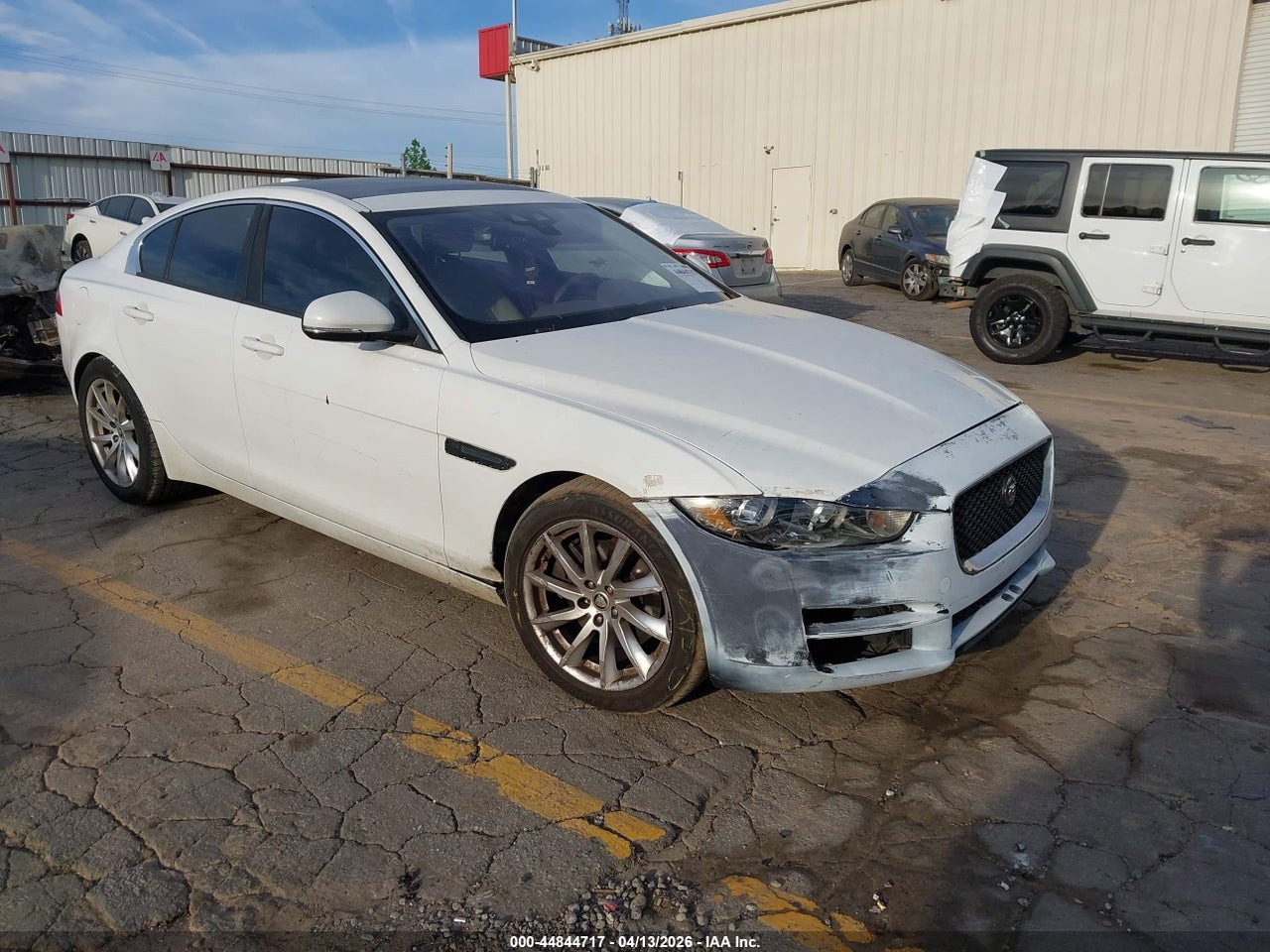 SAJAD4BG7HA****** · 2017 JAGUAR XE 25T PREMIUM