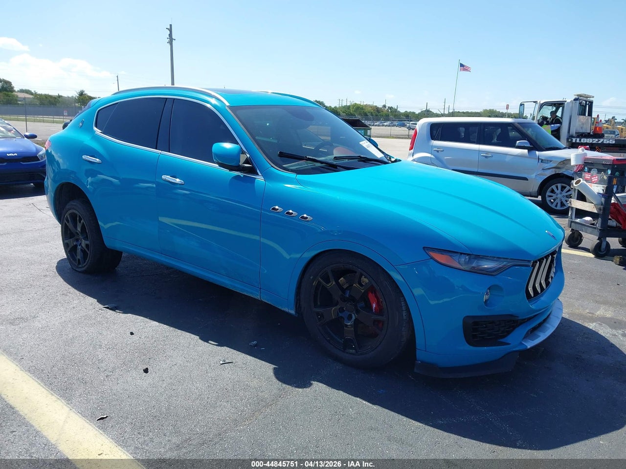 ZN661YUL9HX****** · 2017 MASERATI LEVANTE S