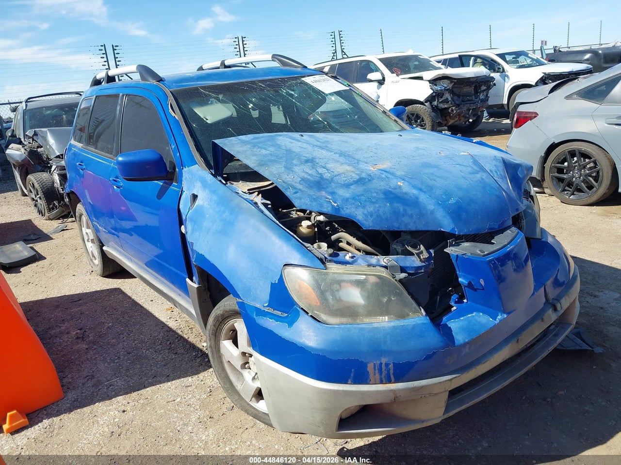 JA4LX41G63U****** · 2003 MITSUBISHI OUTLANDER XLS