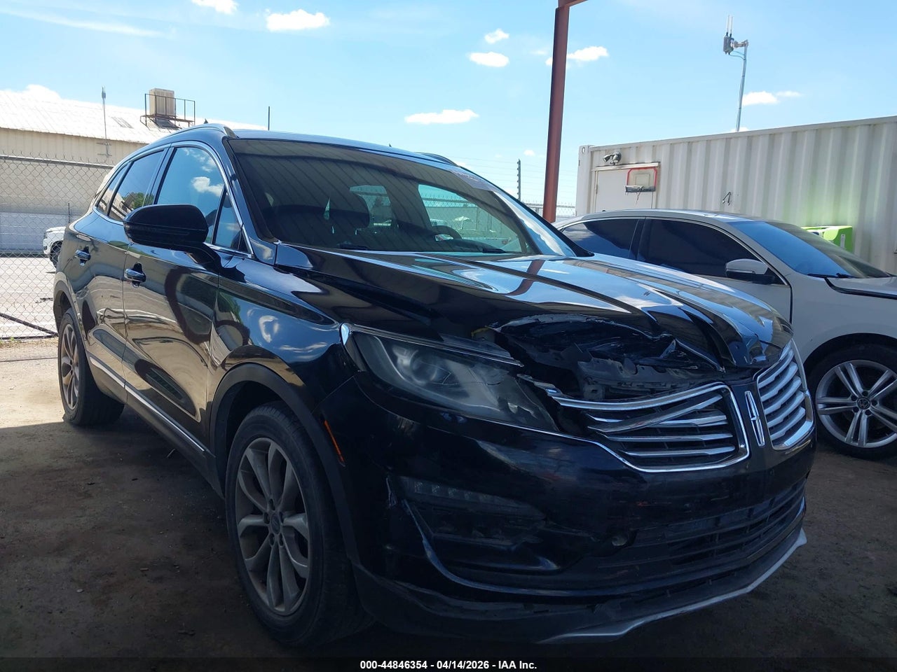 5LMCJ2C97HU****** · 2017 LINCOLN MKC SELECT