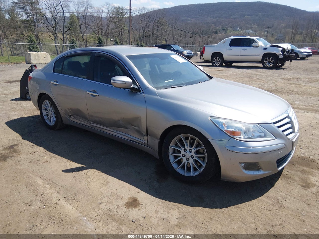 KMHGC46E49U****** · 2009 HYUNDAI GENESIS 3.8