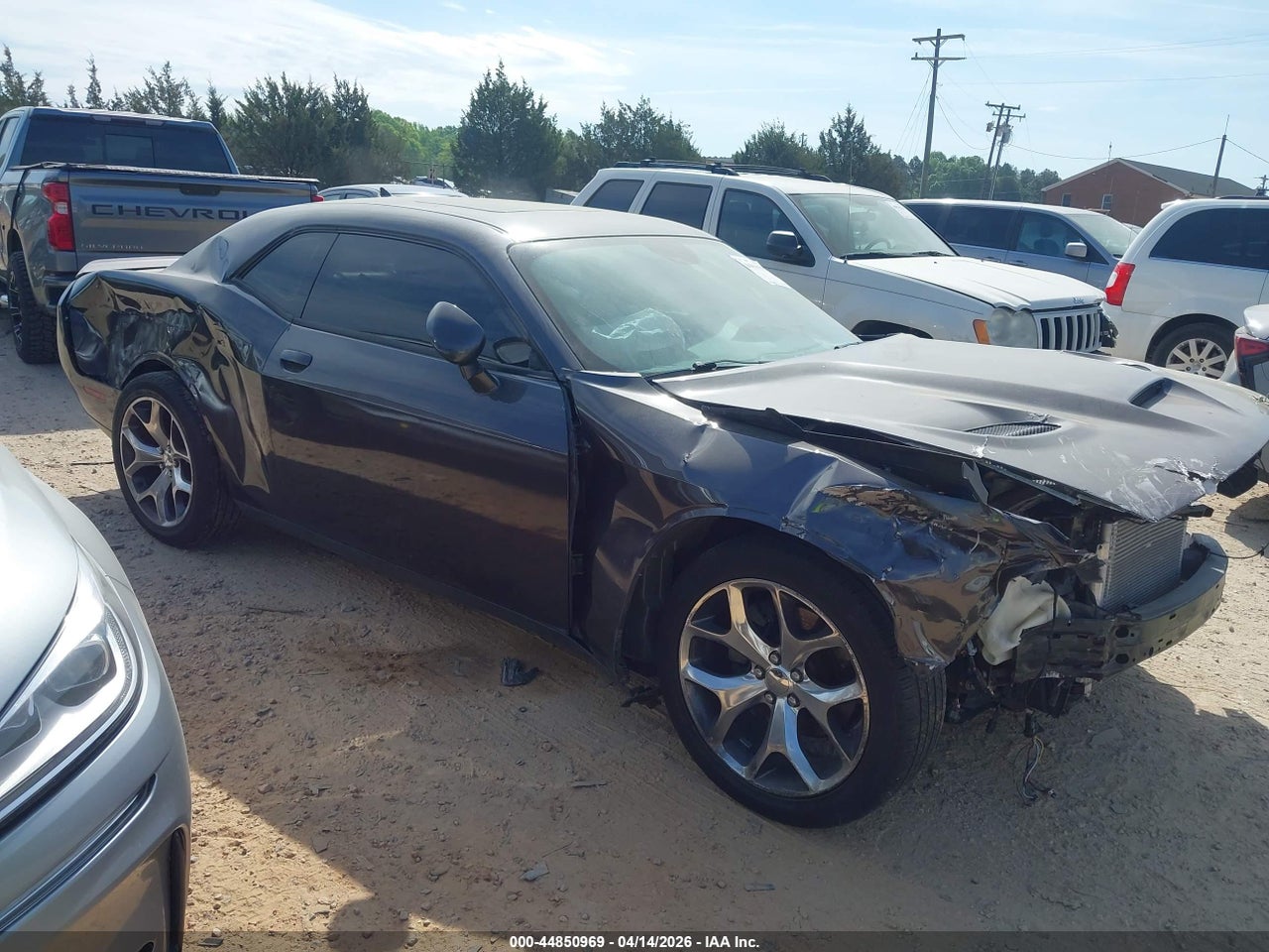 2C3CDZBG6FH****** · 2015 DODGE CHALLENGER SXT PLUS