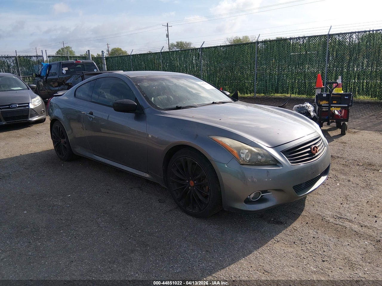 JN1CV6EK5BM****** · 2011 INFINITI G37 JOURNEY