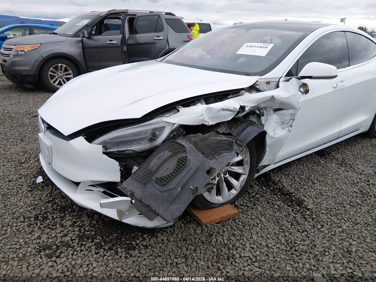 2017 TESLA MODEL S 100D/60D/75D/90D/P100D · 6/11