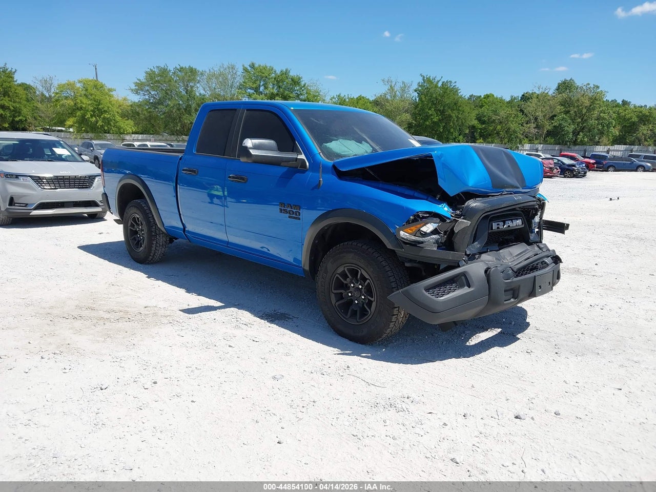 1C6RR7GG0RS****** · 2024 RAM 1500 CLASSIC WARLOCK  4X4 6'4 BOX