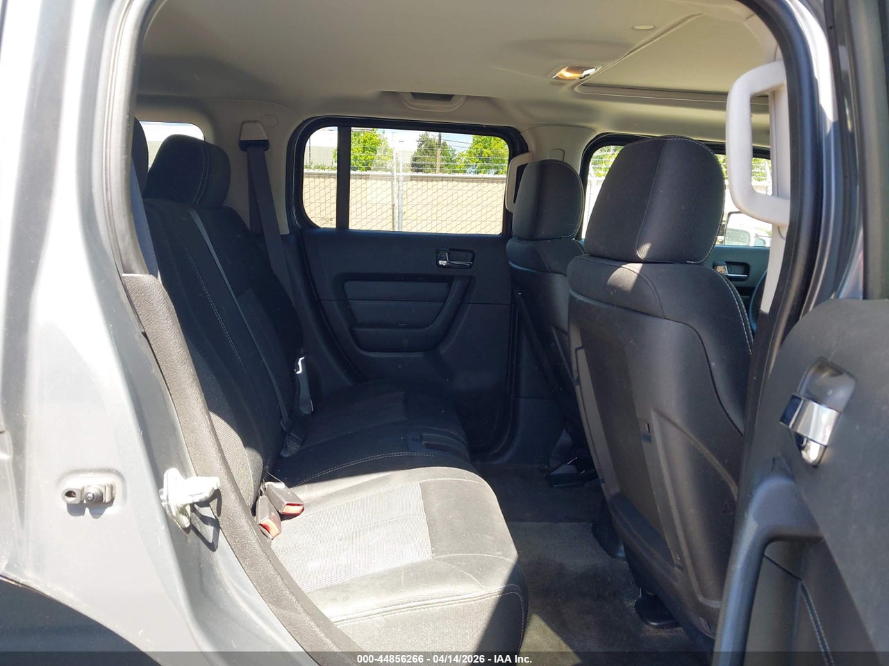 2008 HUMMER H3 SUV   · 8/11