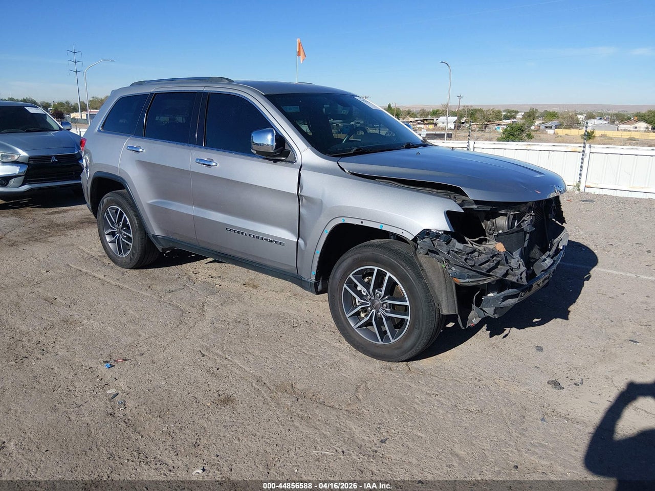 1C4RJFBG9KC****** · 2019 JEEP GRAND CHEROKEE LIMITED 4X4