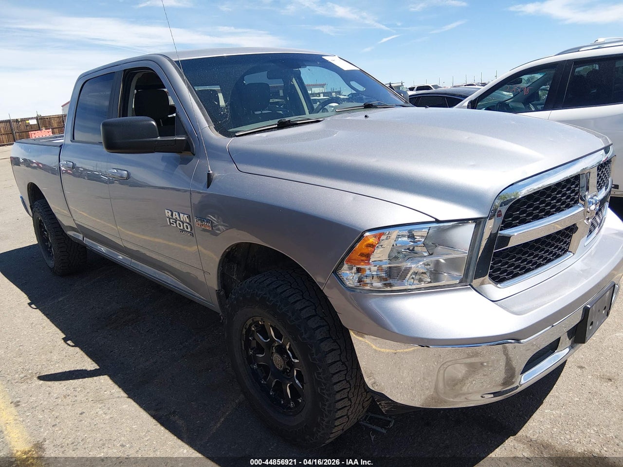 1C6RR7TT7LS****** · 2020 RAM 1500 CLASSIC SLT  4X4 6'4 BOX