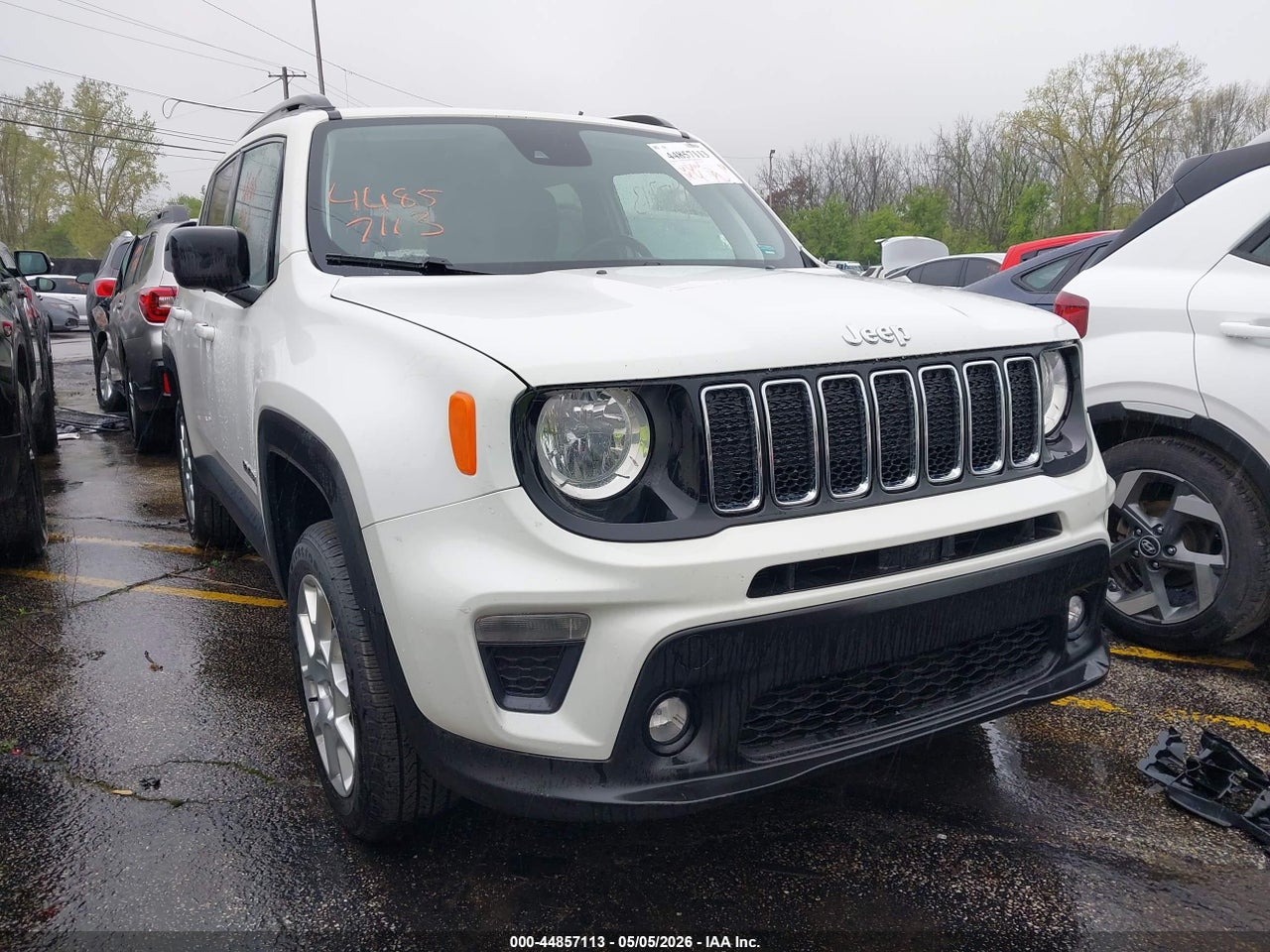 ZACNJDB17NP****** · 2022 JEEP RENEGADE LATITUDE 4X4