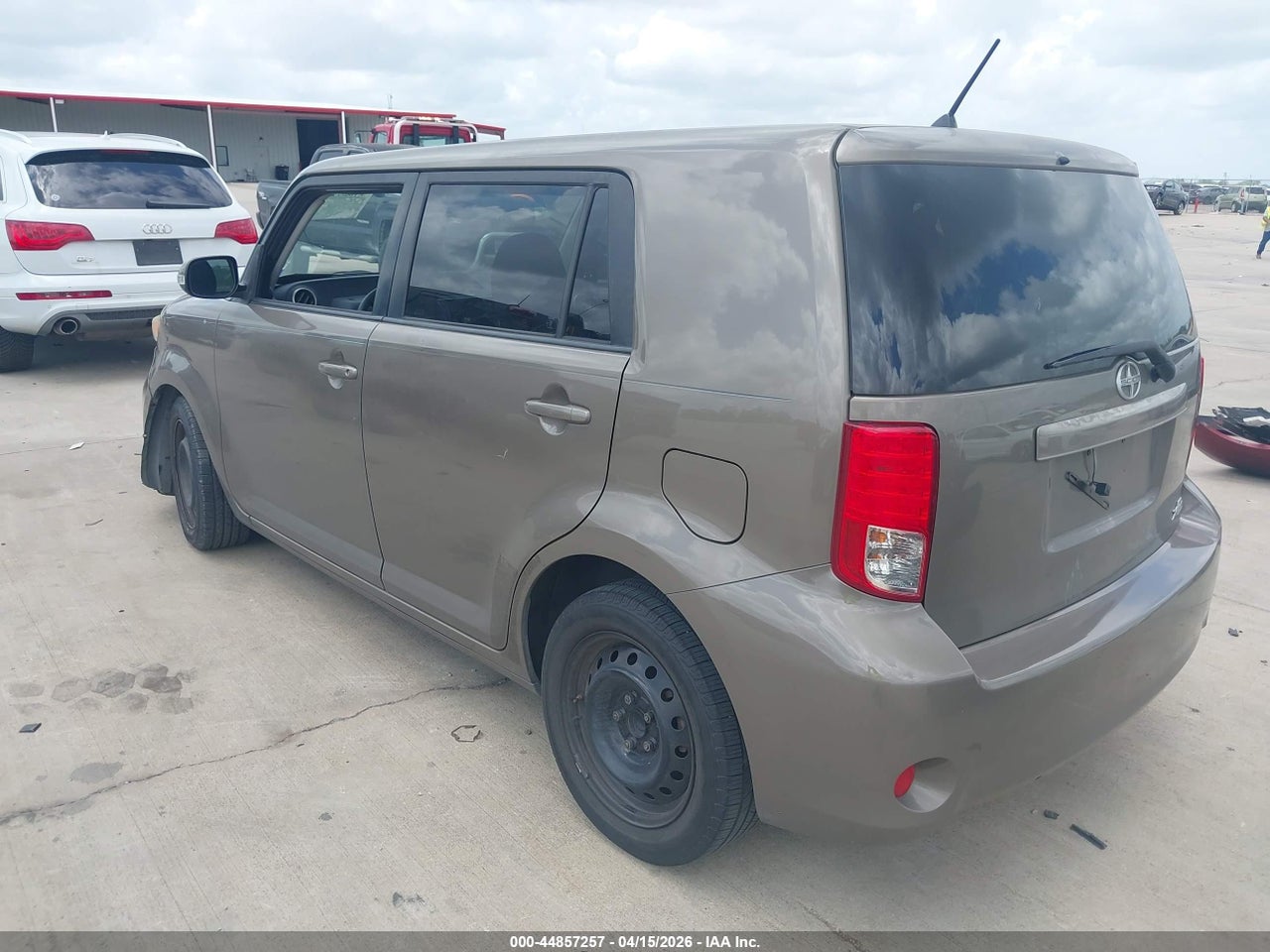2011 SCION XB · 3/11
