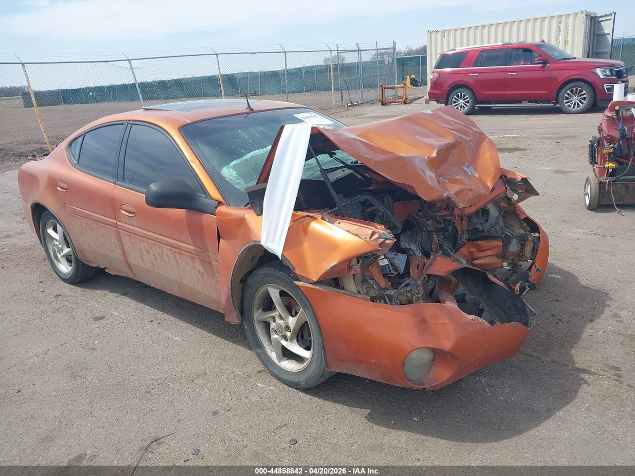 2004 PONTIAC GRAND PRIX GTP