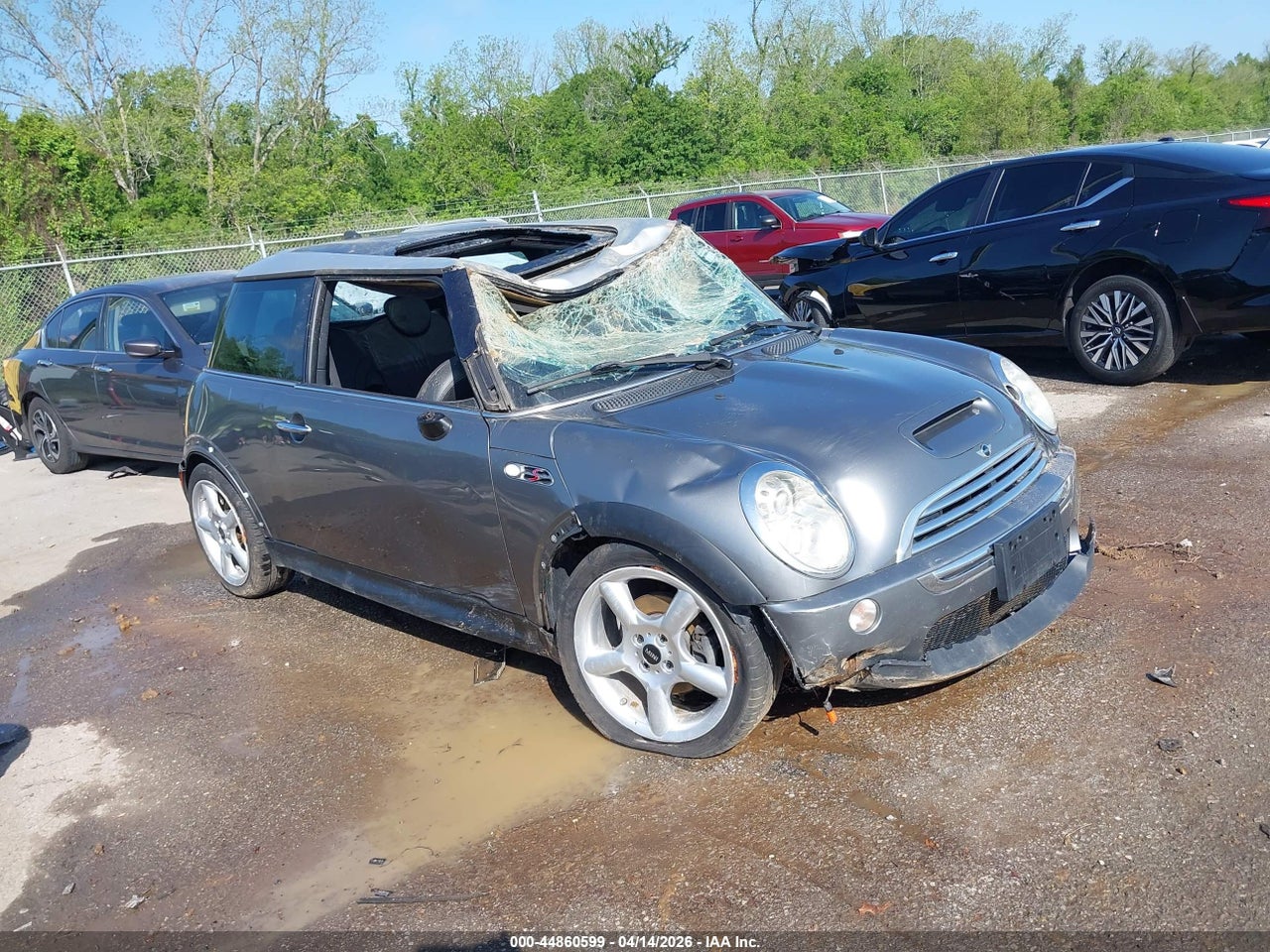 WMWRE335X6T****** · 2006 MINI COOPER S
