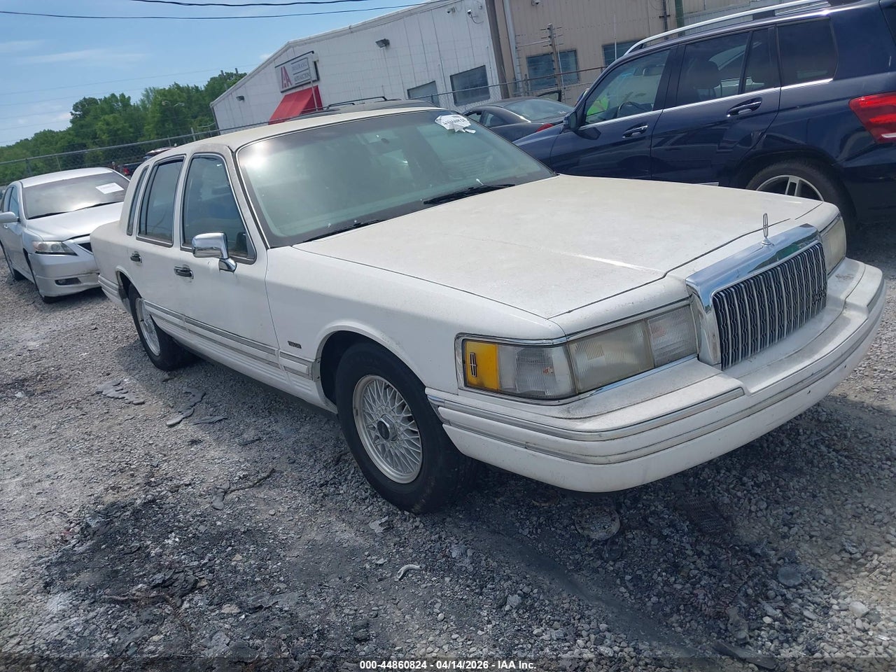 1994 LINCOLN TOWN CAR EXECUTIVE