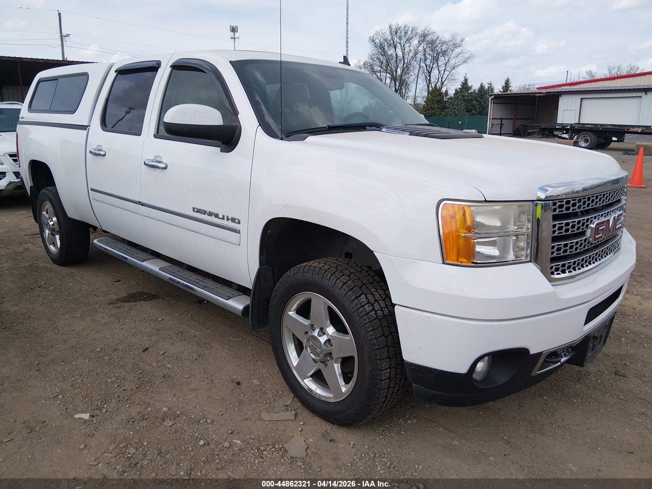 1GT125CG5BF****** · 2011 GMC SIERRA 2500HD DENALI