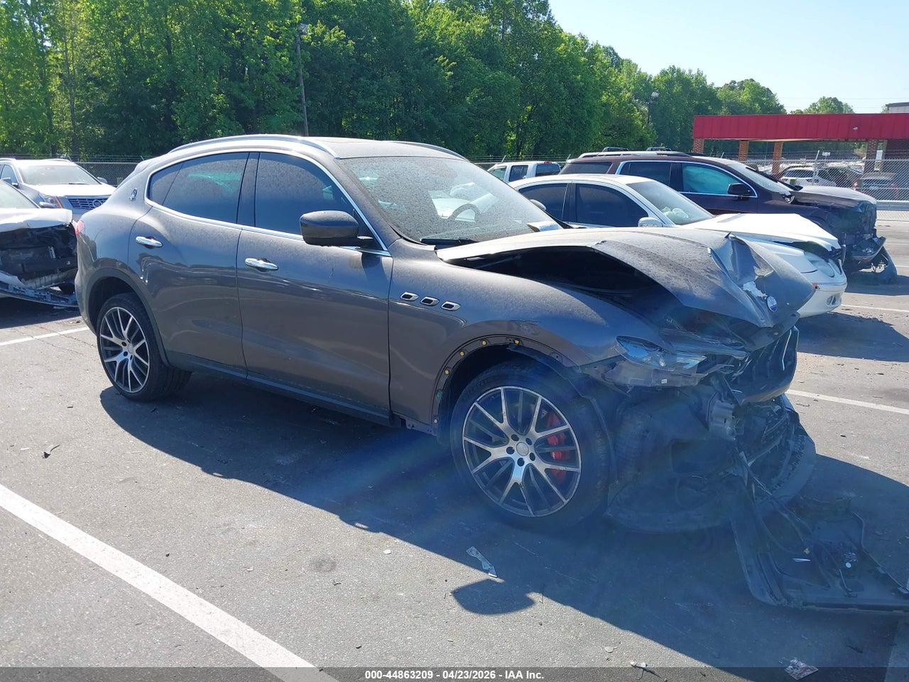 ZN661YUA6HX****** · 2017 MASERATI LEVANTE S