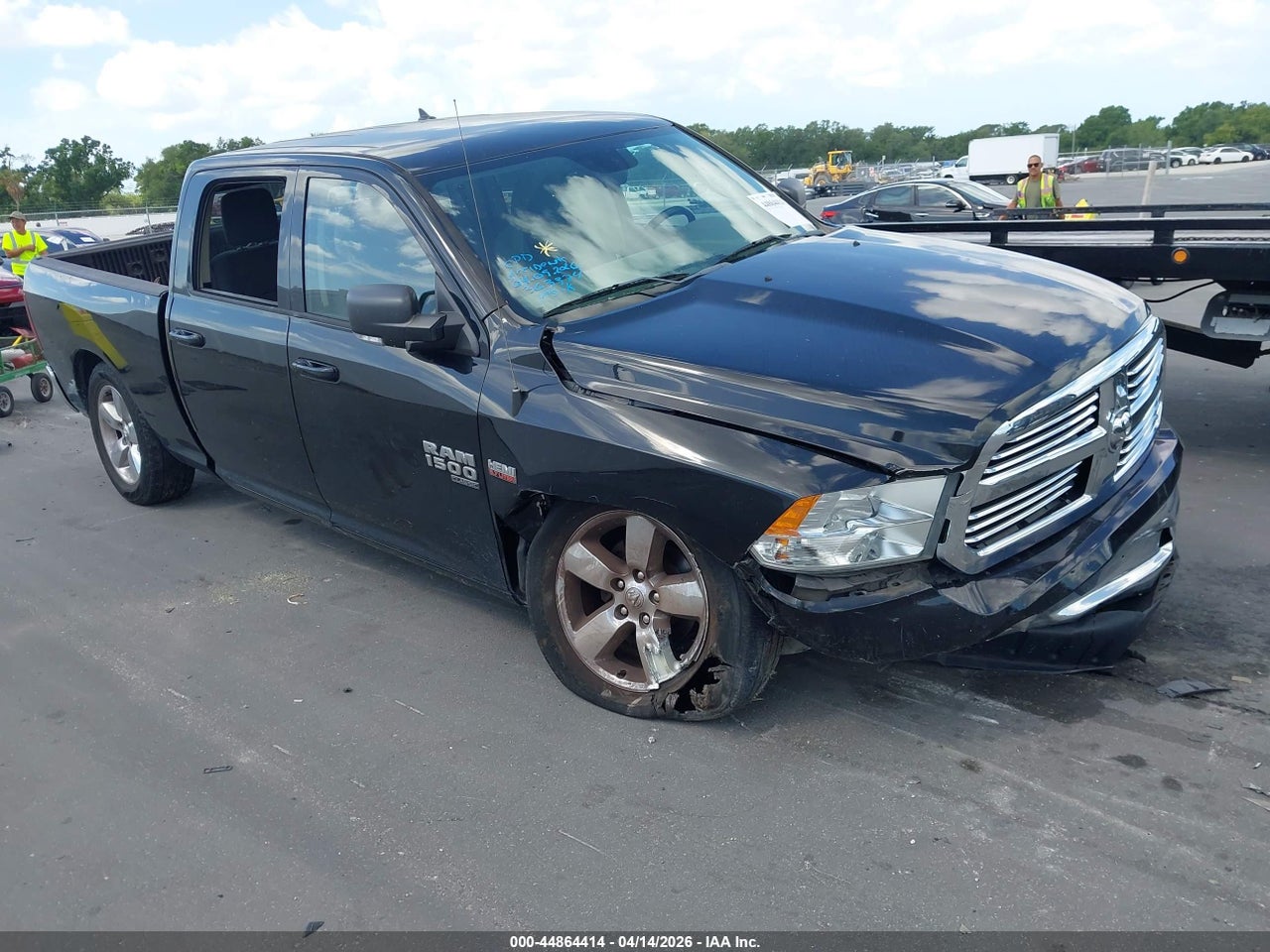 1C6RR6TTXKS****** · 2019 RAM 1500 CLASSIC BIG HORN  4X2 6'4 BOX