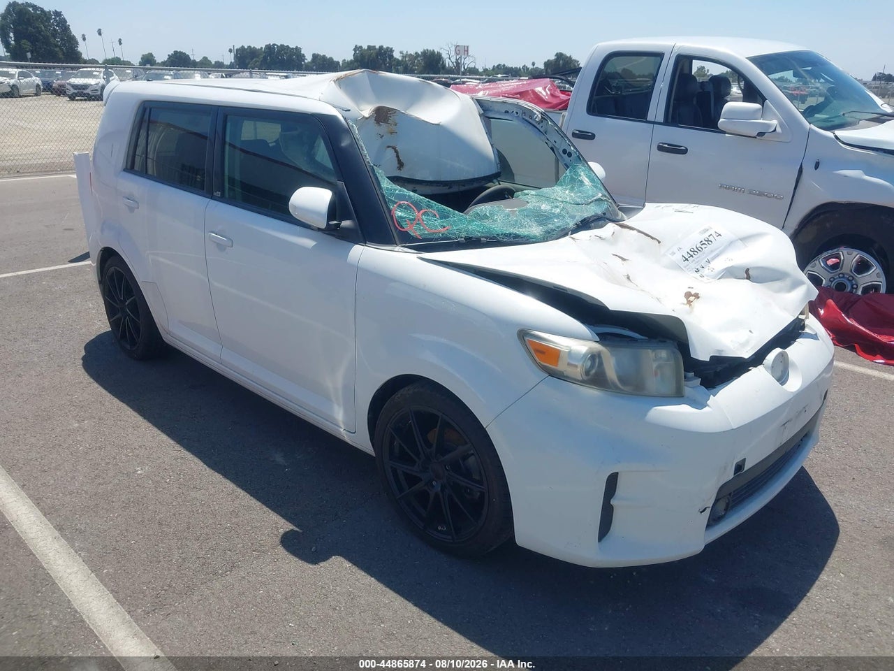 JTLZE4FE0CJ****** · 2012 SCION XB