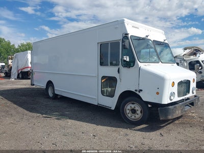 2010 FREIGHTLINER CHASSIS M LINE WALK-IN VAN