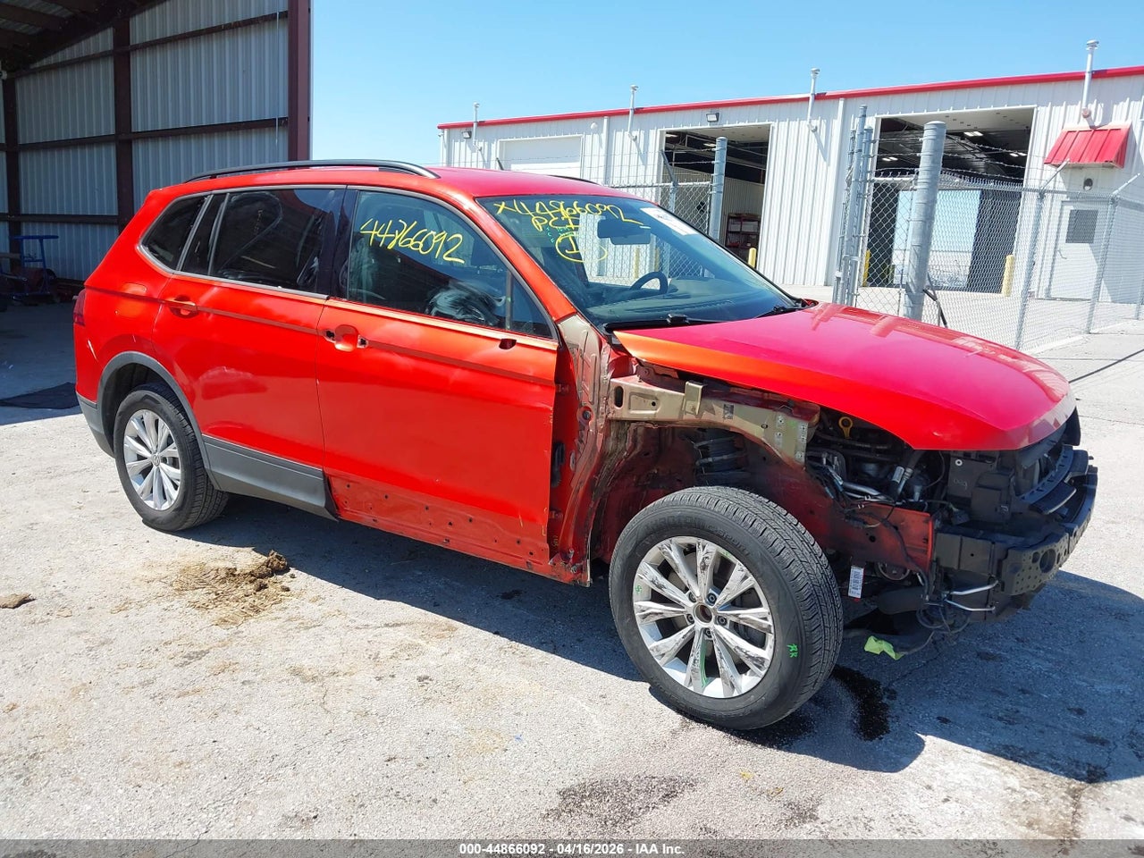 3VV1B7AX6JM****** · 2018 VOLKSWAGEN TIGUAN 2.0T S