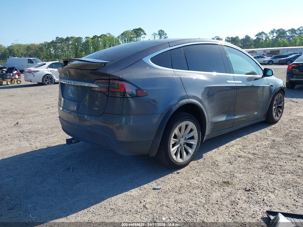 2018 TESLA MODEL X 100D/75D/P100D · 4/11