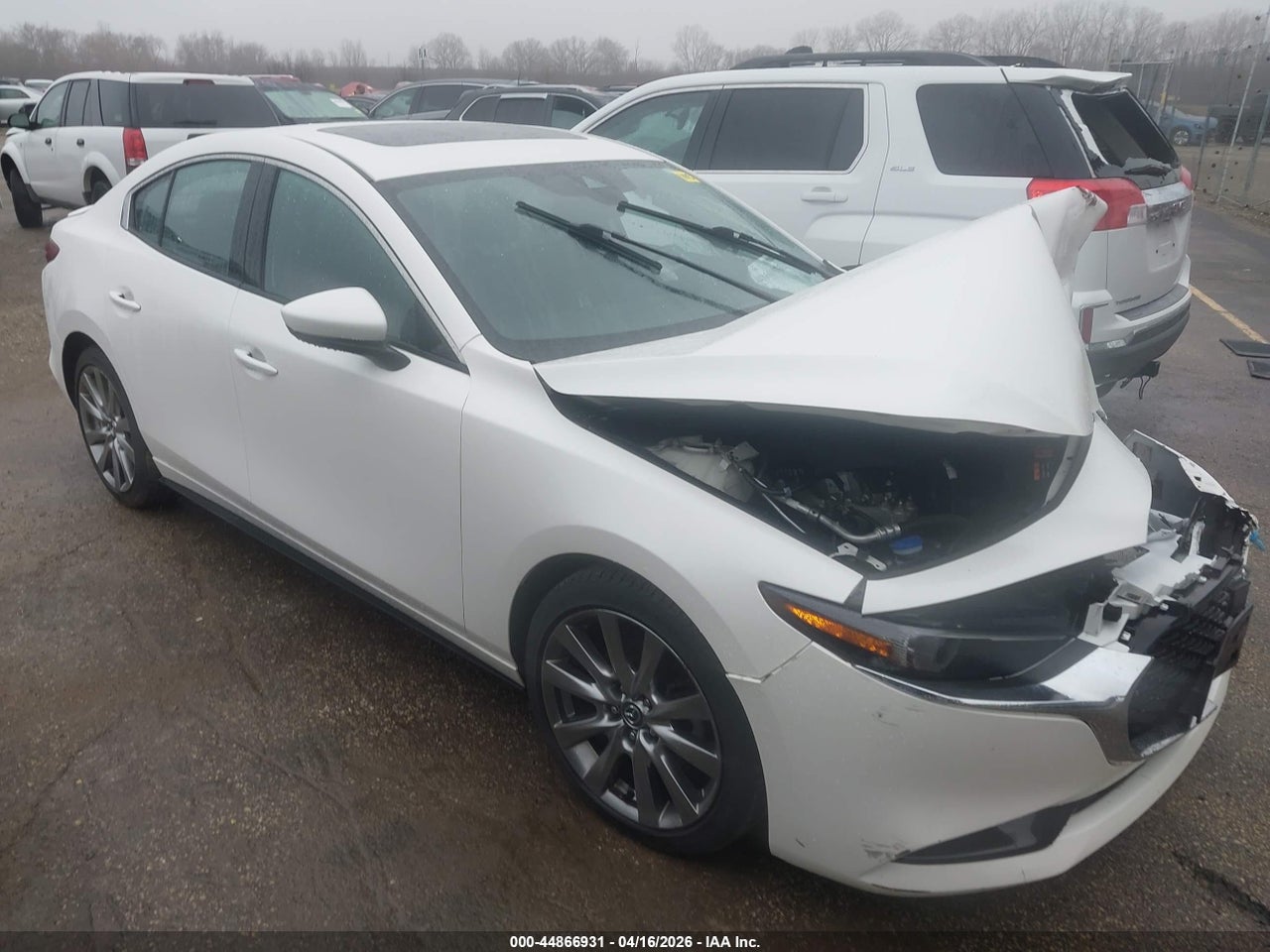JM1BPBDL7M1****** · 2021 MAZDA MAZDA3 PREMIUM