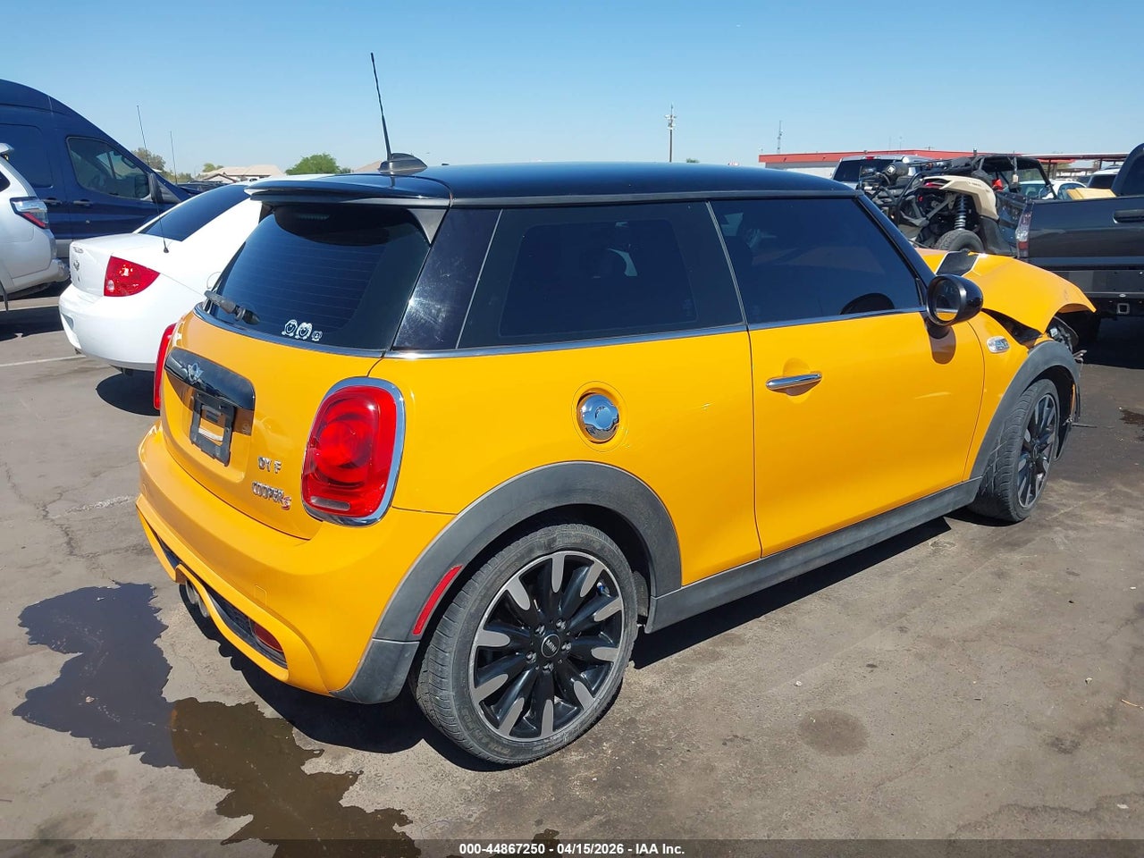 WMWXP7C56F2****** · 2015 MINI HARDTOP COOPER S · 4/11