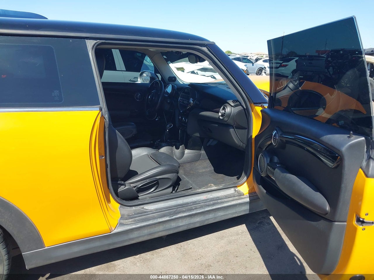 WMWXP7C56F2****** · 2015 MINI HARDTOP COOPER S · 5/11