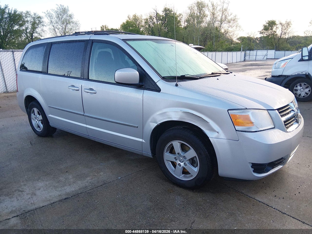 2D4RN5D10AR****** · 2010 DODGE GRAND CARAVAN SXT
