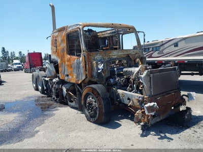 2014 VOLVO VN VNL