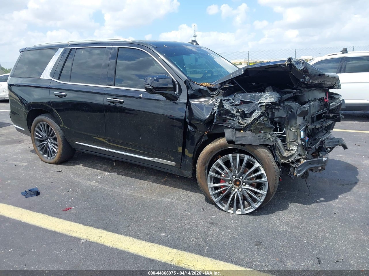 1GYS4BKL7RR****** · 2024 CADILLAC ESCALADE 4WD PREMIUM LUXURY
