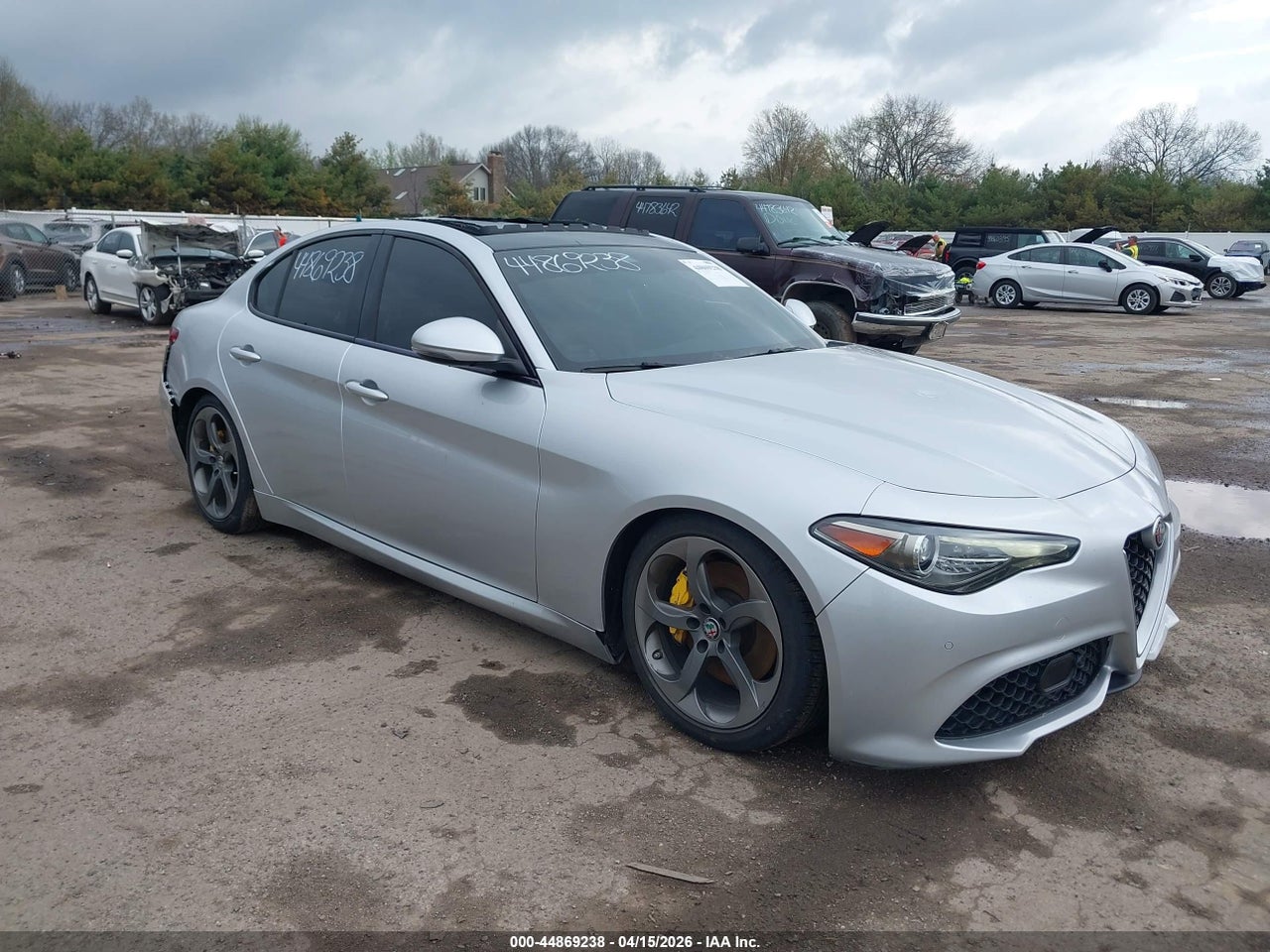ZARFAEEN9H7****** · 2017 ALFA ROMEO GIULIA TI AWD