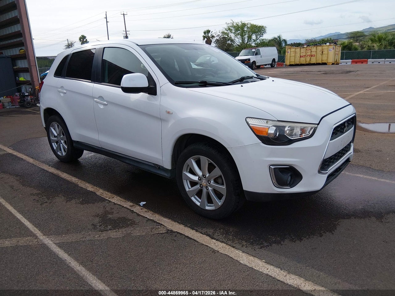 4A4AP3AU8FE****** · 2015 MITSUBISHI OUTLANDER SPORT ES