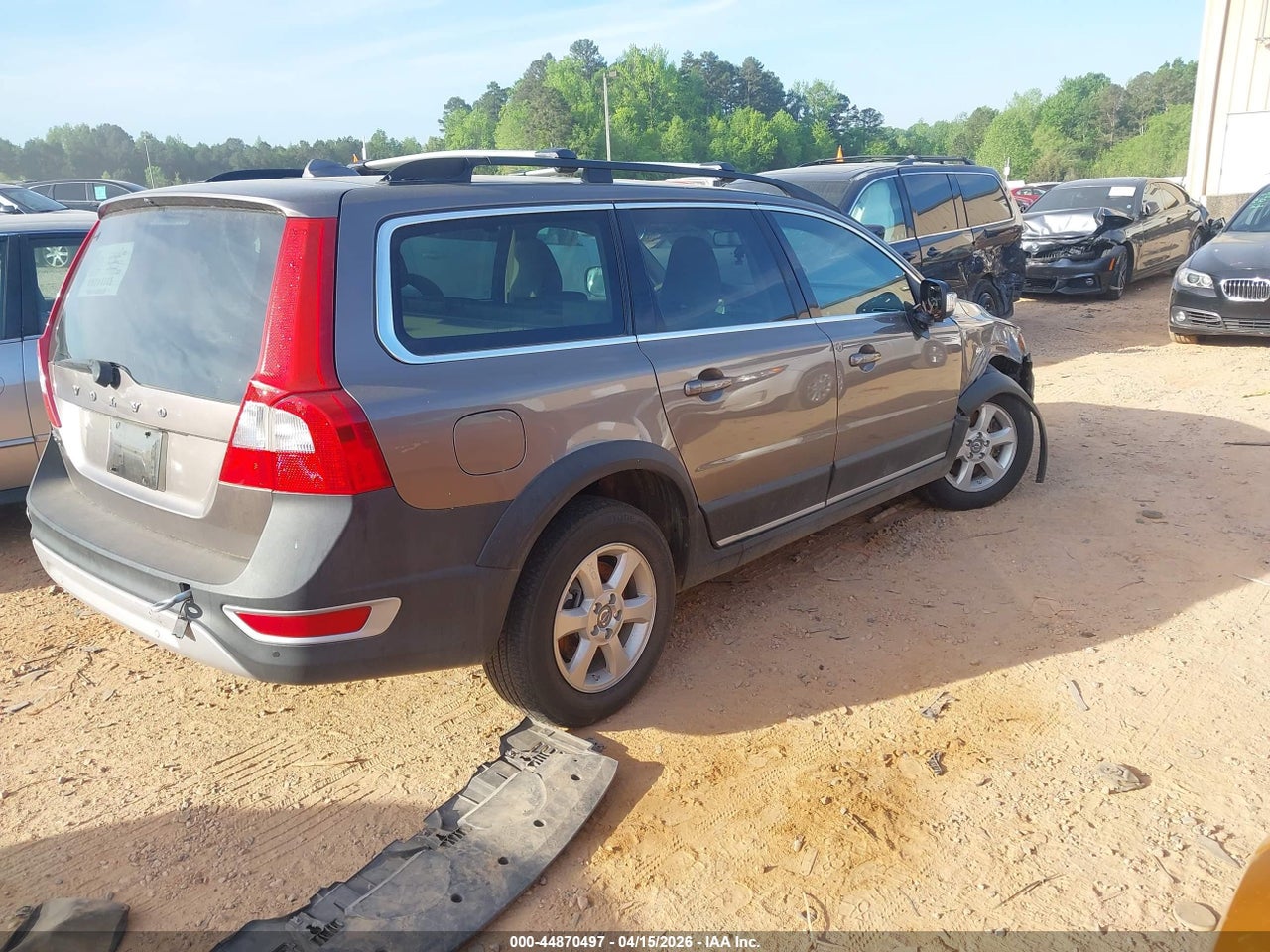 2011 VOLVO XC70 3.2 · 4/11