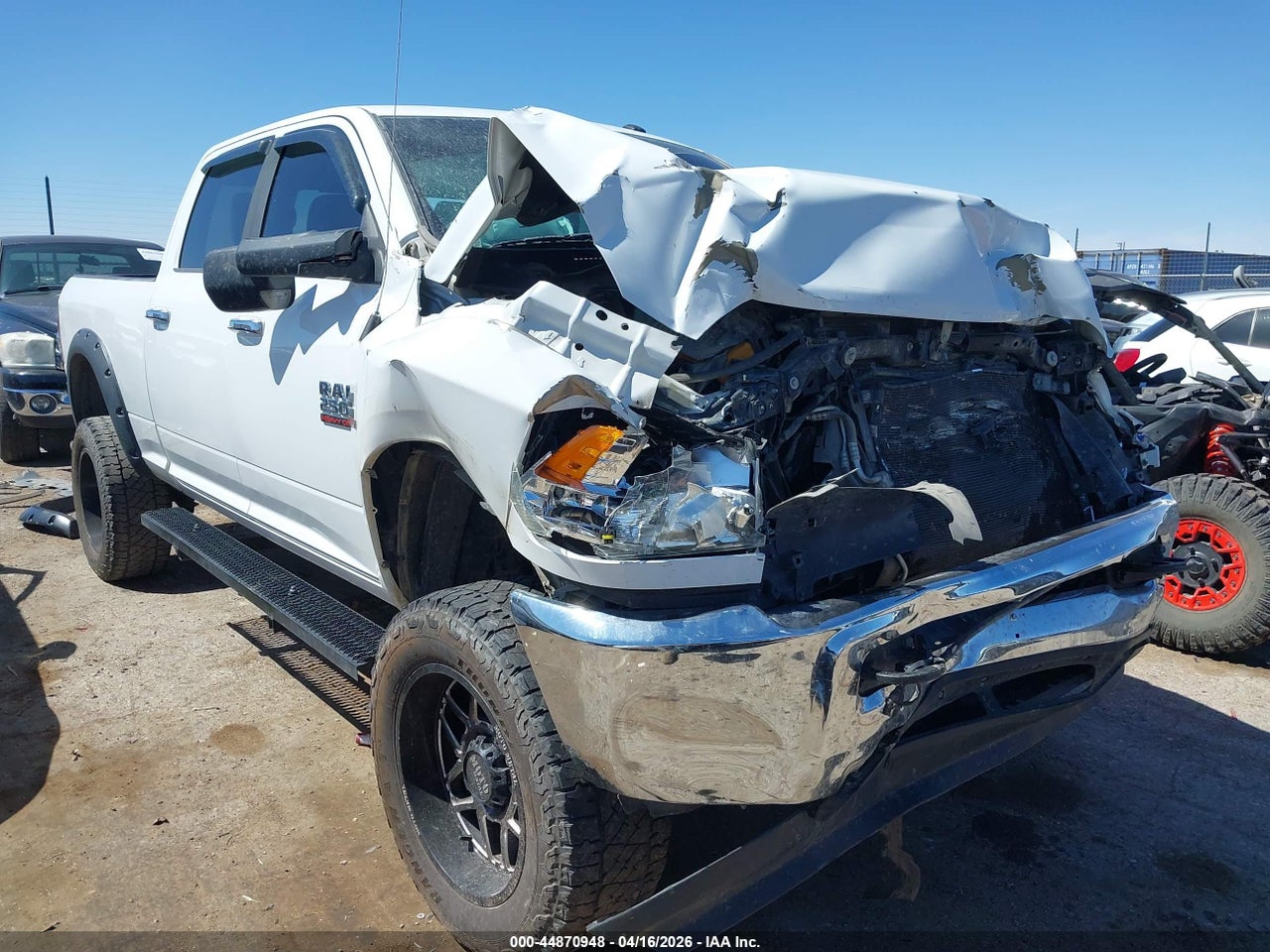 3C6UR5DL0JG****** · 2018 RAM 2500 SLT  4X4 6'4 BOX
