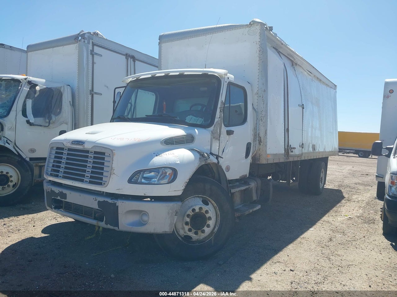 2017 FREIGHTLINER M2 106 · 2/4