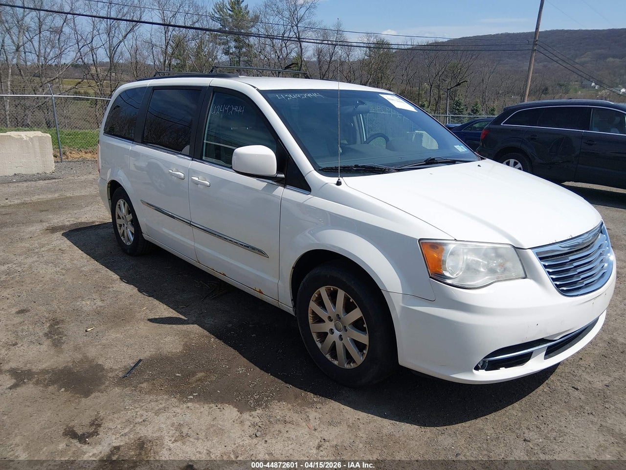 2A4RR8DG4BR****** · 2011 CHRYSLER TOWN &amp; COUNTRY TOURING-L