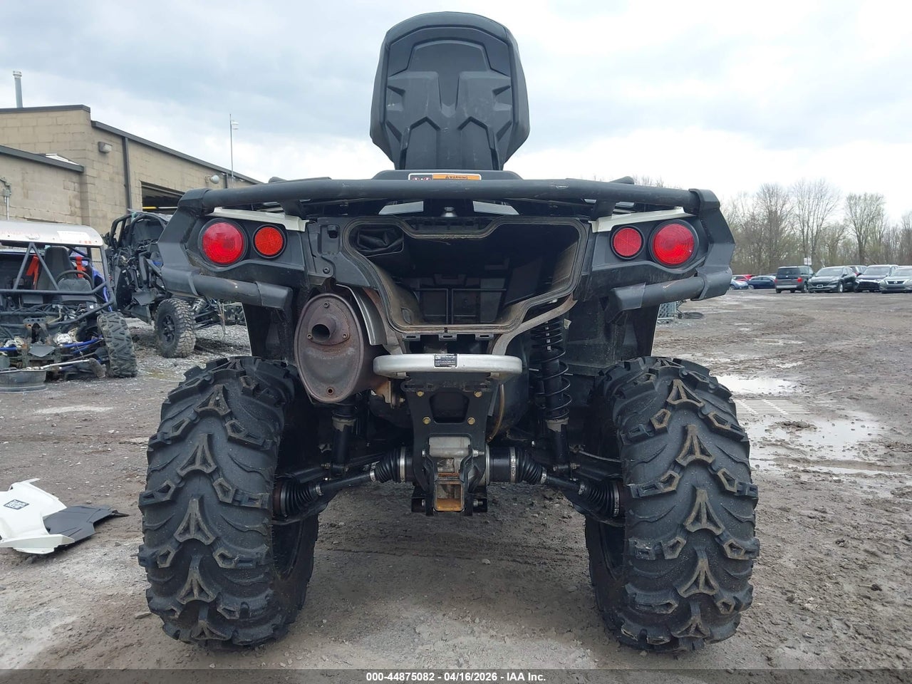 2017 CAN-AM OUTLANDER MAX XT 1000R/XT-P 1000R · 6/11