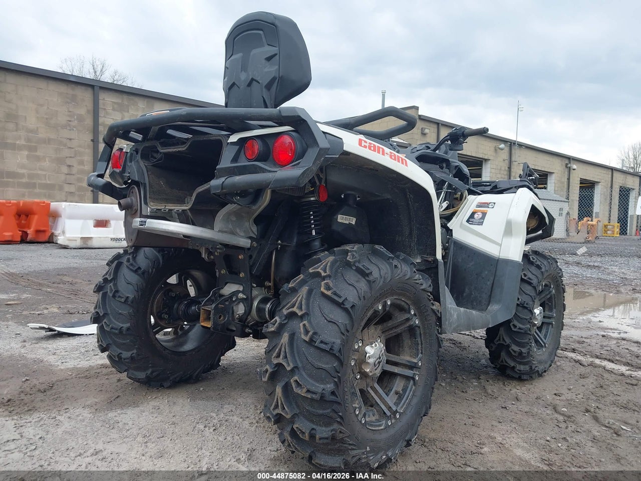2017 CAN-AM OUTLANDER MAX XT 1000R/XT-P 1000R · 4/11