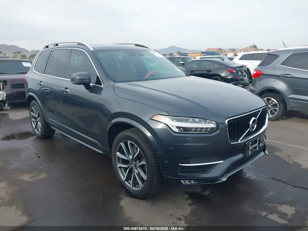 YV4A22PKXH1****** · 2017 VOLVO XC90 T6 MOMENTUM