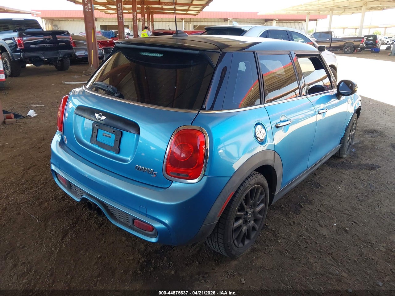 2015 MINI HARDTOP COOPER S · 4/11