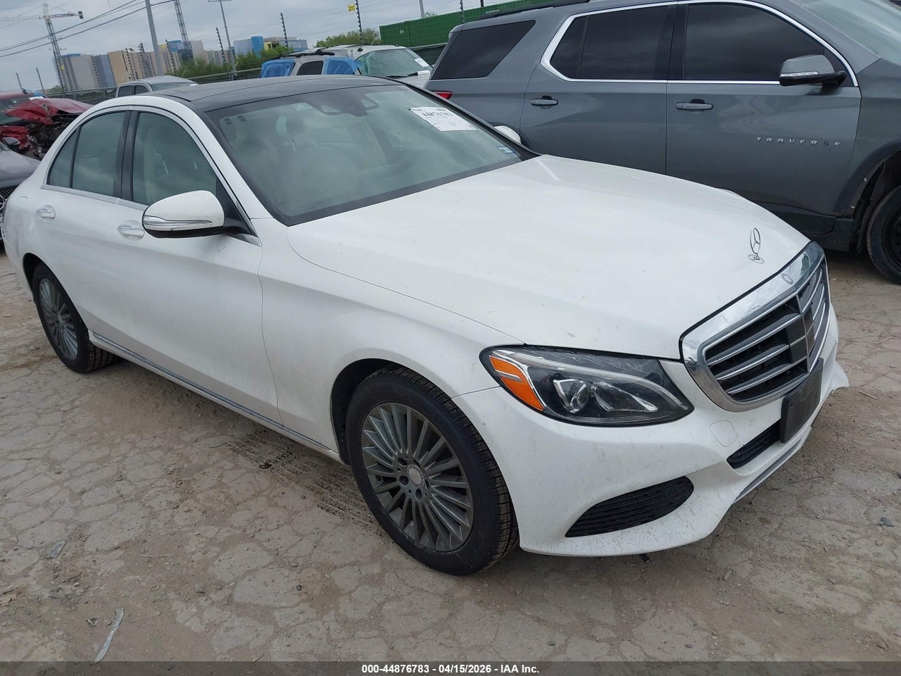 55SWF4JB4FU****** · 2015 MERCEDES-BENZ C 300 LUXURY