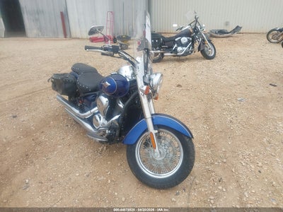 2011 KAWASAKI VN900 D