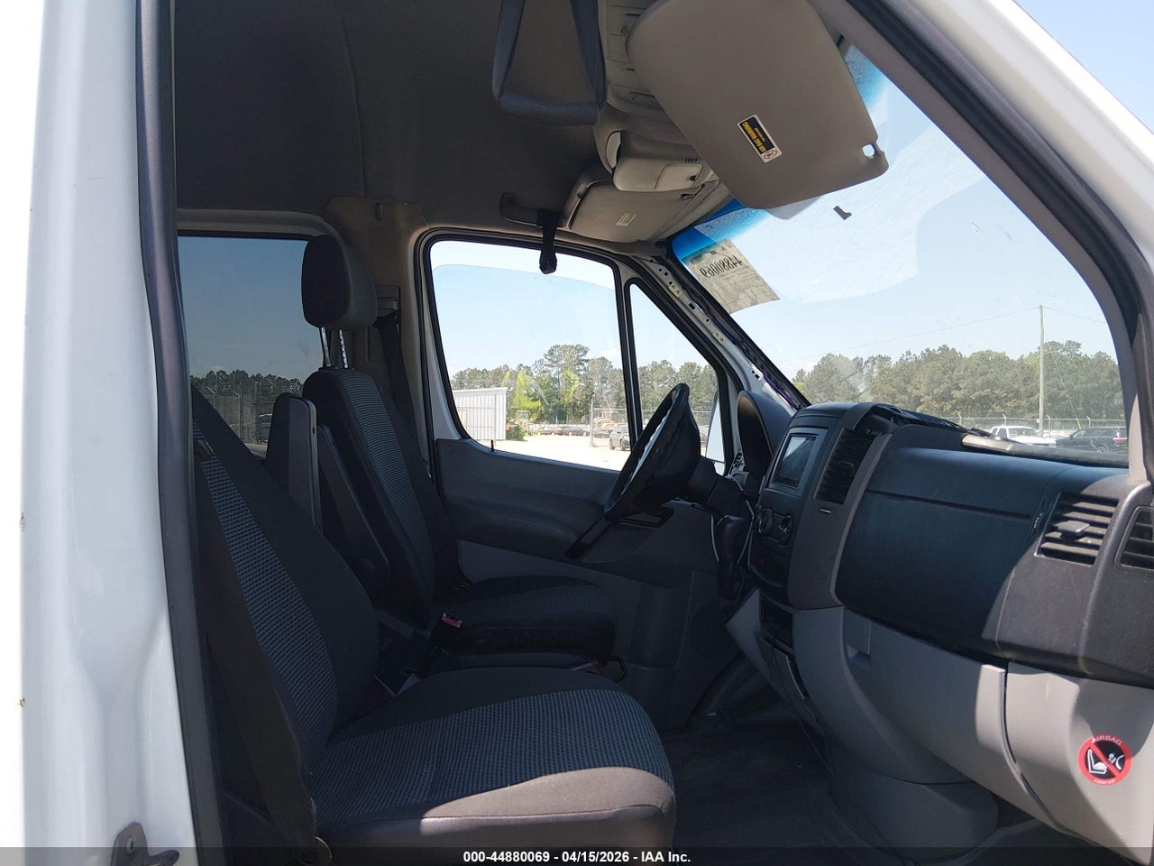 2011 FREIGHTLINER SPRINTER 2500   · 5/11