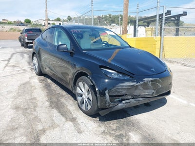 2024 TESLA MODEL Y LONG RANGE SINGLE MOTOR REAR-WHEEL DRIVE/RWD