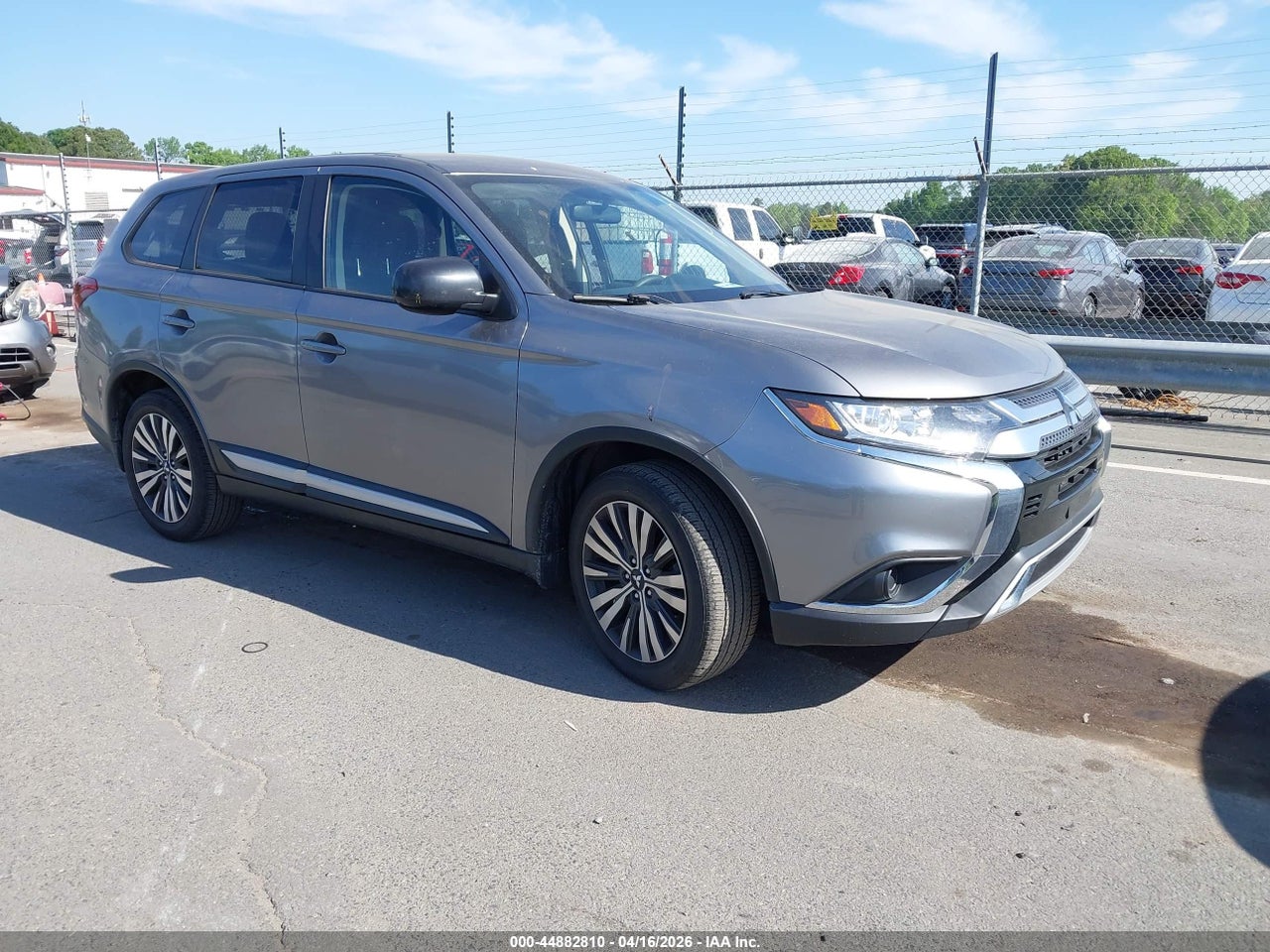 JA4AD2A39LZ****** · 2020 MITSUBISHI OUTLANDER ES 2.4