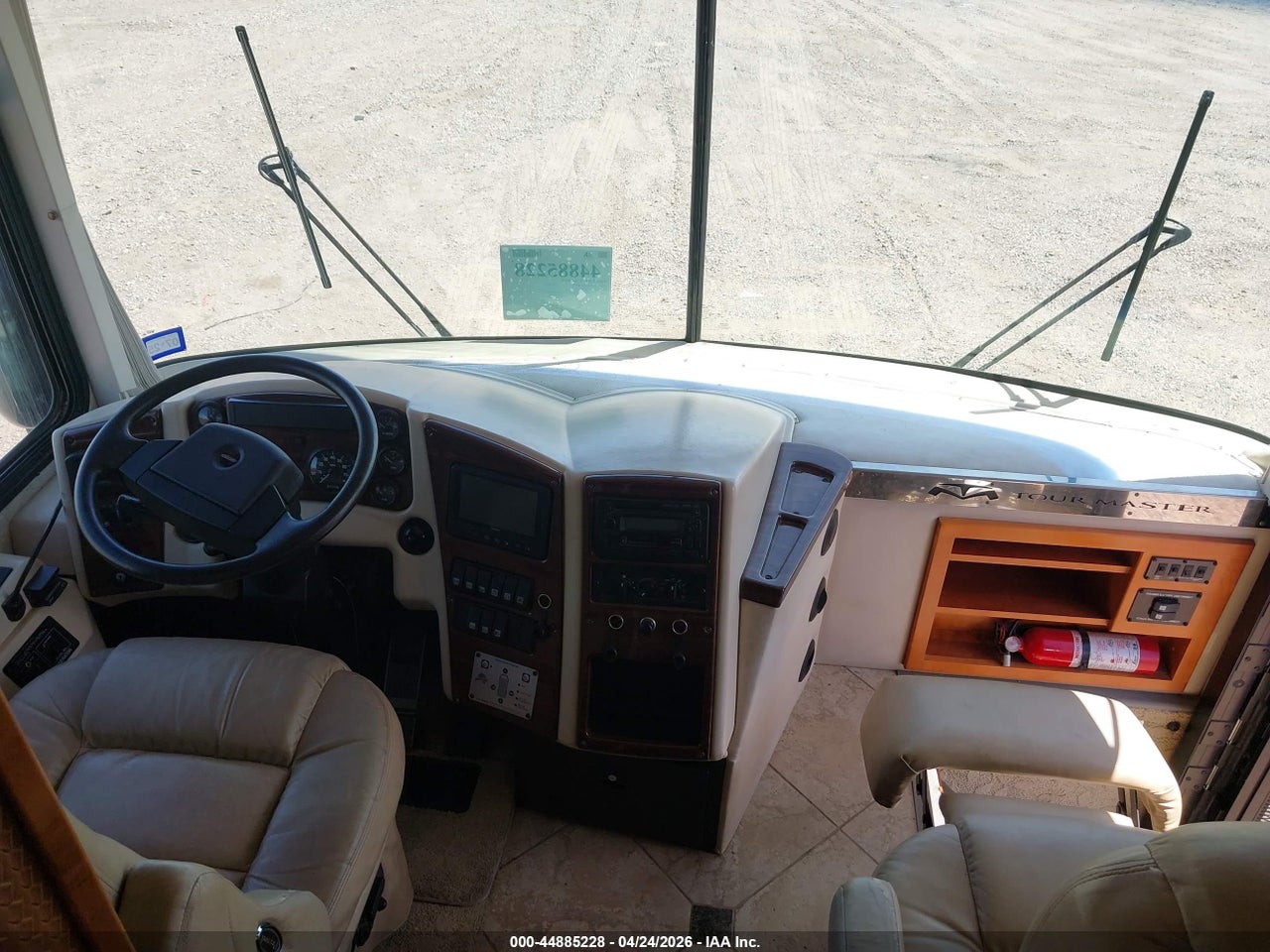 2006 FREIGHTLINER CHASSIS X LINE MOTOR HOME · 5/11