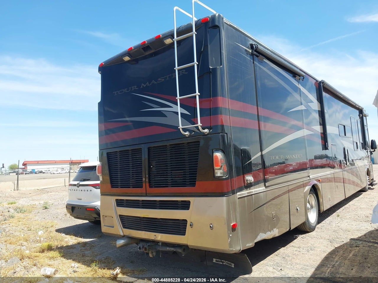 2006 FREIGHTLINER CHASSIS X LINE MOTOR HOME · 4/11