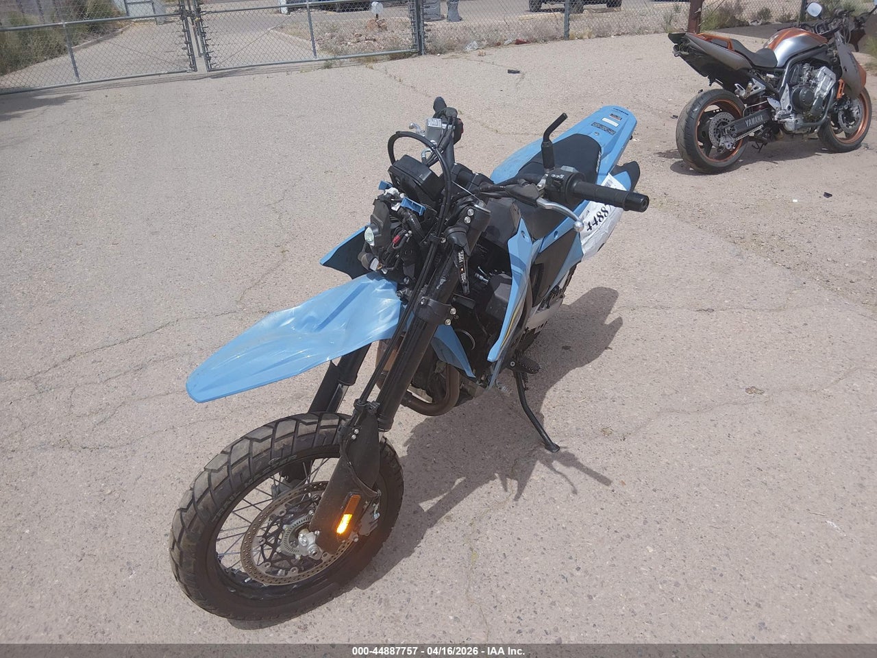 JS1ER12E7S7****** · 2025 SUZUKI DR-Z400 SM